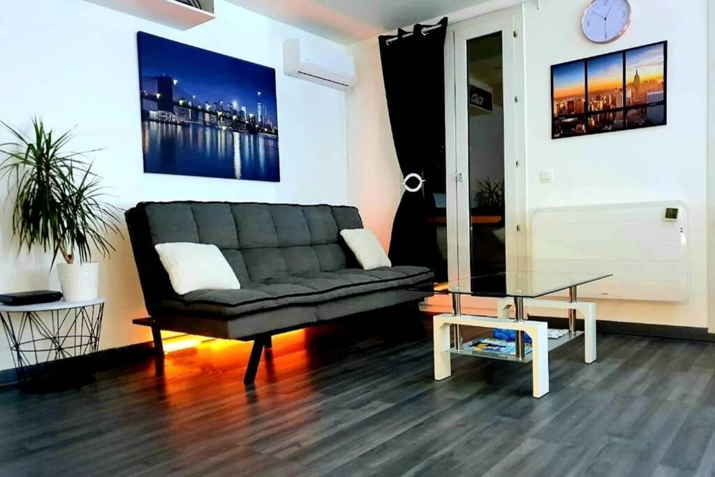 Superbe studio de 30m2 proche de Paris Poissy Extérieur photo