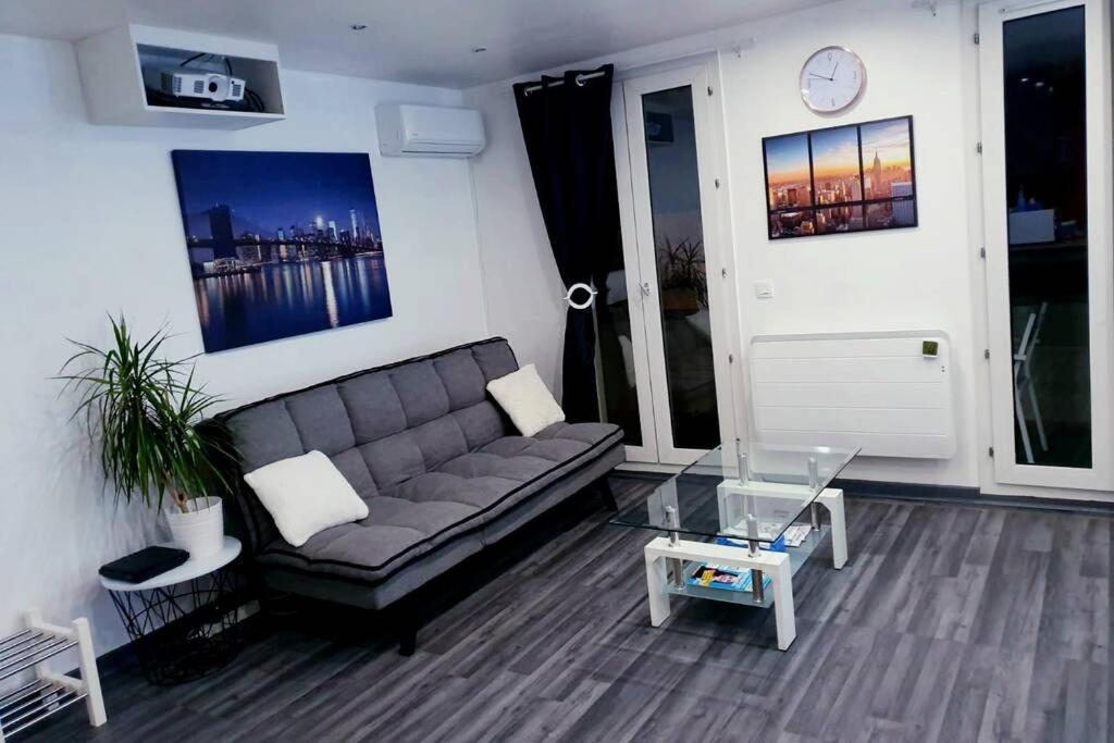 Superbe studio de 30m2 proche de Paris Poissy Extérieur photo